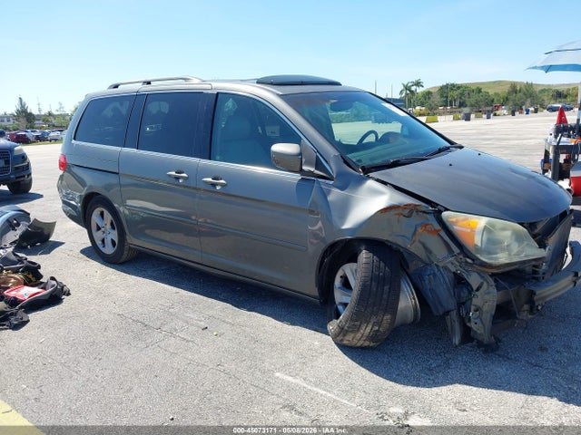 Salvage Honda Odyssey Image