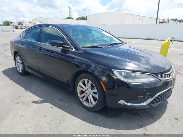 Salvage Chrysler 200 Image