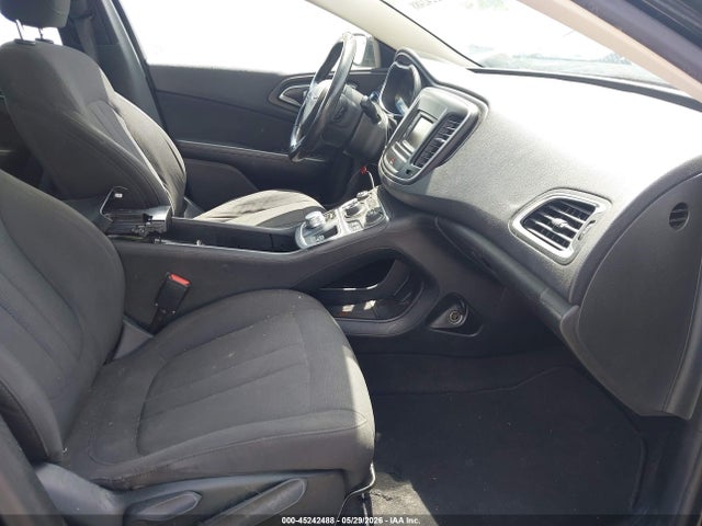 Chrysler 200 Limited