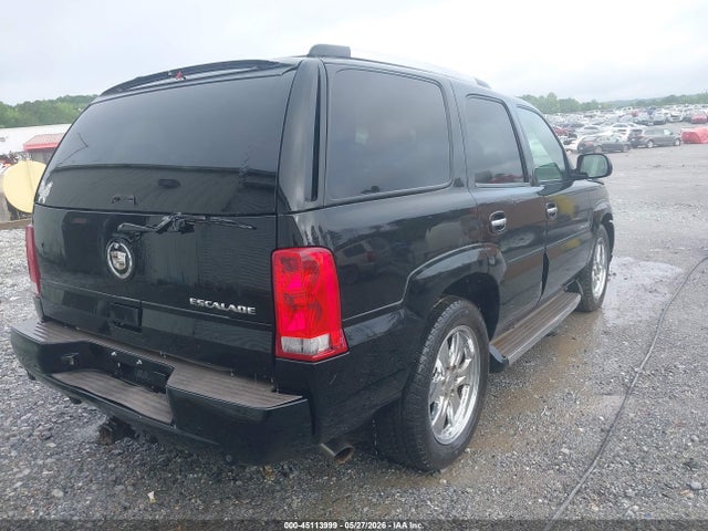 Cadillac Escalade Standard