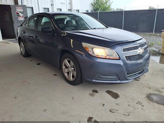 Salvage Chevrolet Malibu Image