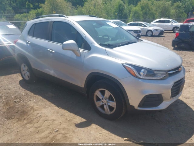 Salvage Chevrolet Trax Image