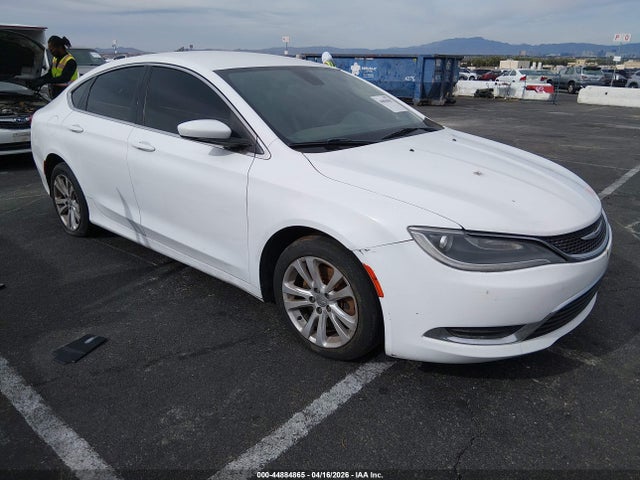 Salvage Chrysler 200 Image