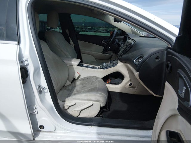 Chrysler 200 Limited
