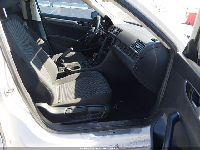 Volkswagen Passat 1.8t R-line