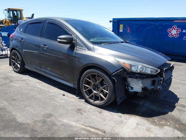 Salvage Ford Focus St Image