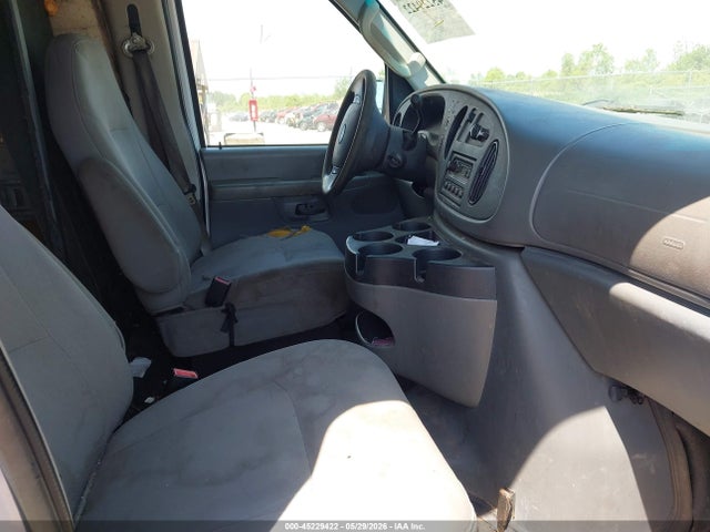 Ford E-250