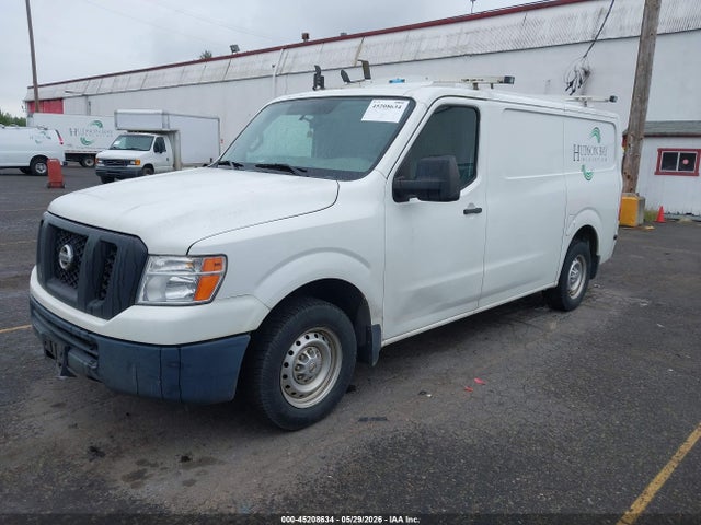 Nissan Nv S V6