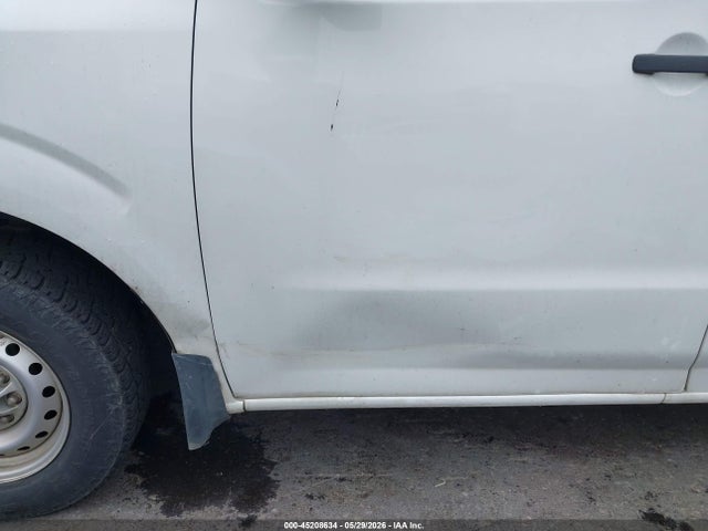Nissan Nv S V6