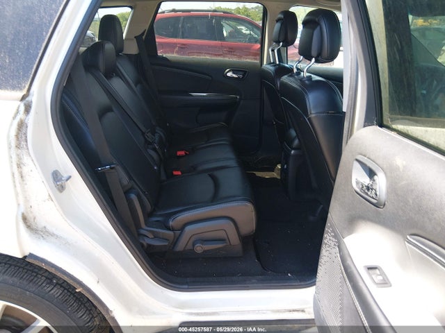 Dodge Journey Crew
