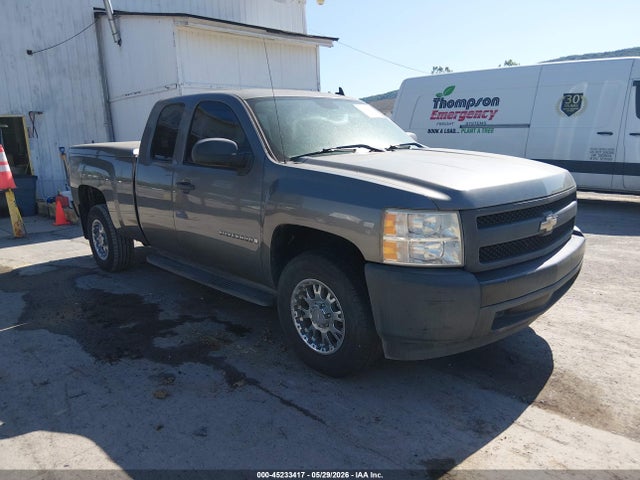 Salvage Chevrolet Silverado 1500 Image