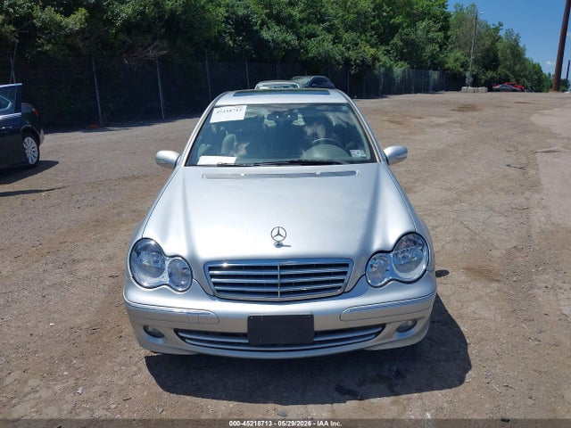 Mercedes-Benz C-Class Luxury 4matic