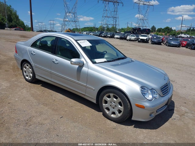 Salvage Mercedes-Benz C-Class Image