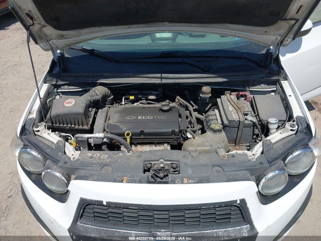 Chevrolet Sonic Lt Auto