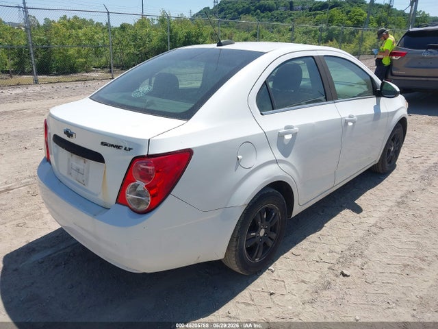 Chevrolet Sonic Lt Auto