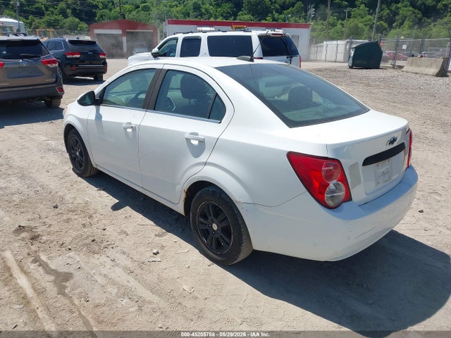 Chevrolet Sonic Lt Auto