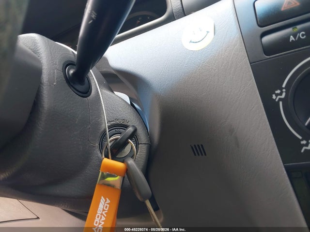 Toyota Corolla Ce