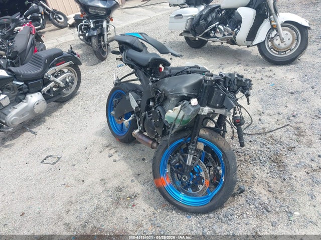 Salvage Kawasaki Zx636 Image