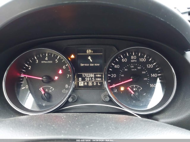 Nissan Rogue S