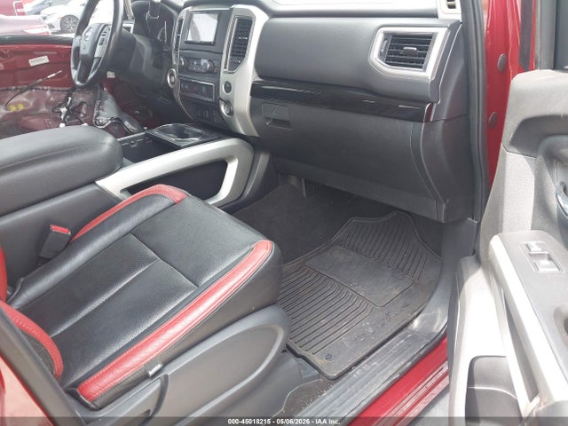 Nissan Titan Sv