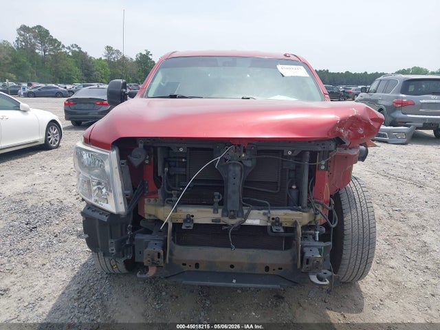 Nissan Titan Sv