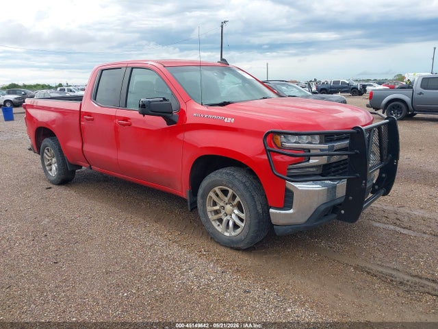 Salvage Chevrolet Silverado 1500 Image