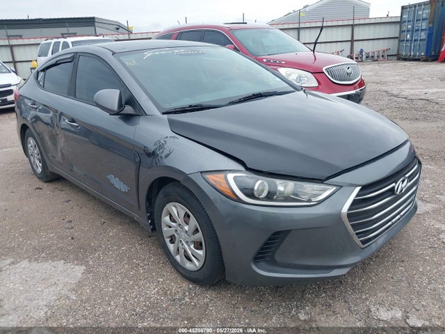 Salvage Hyundai ELANTRA Image