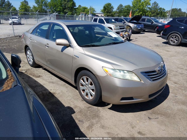 Salvage Toyota Camry Image