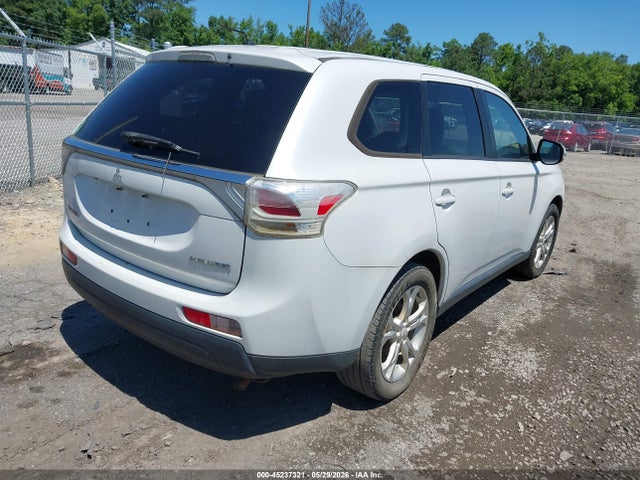 Mitsubishi Outlander Se