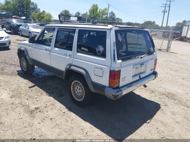 Jeep Cherokee Country