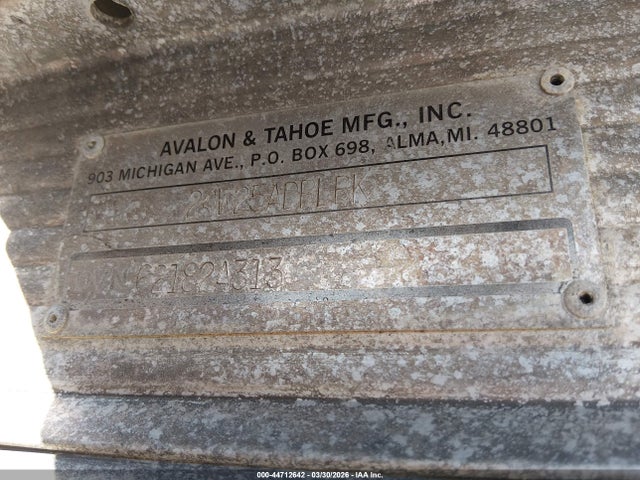 Avalon 24ft