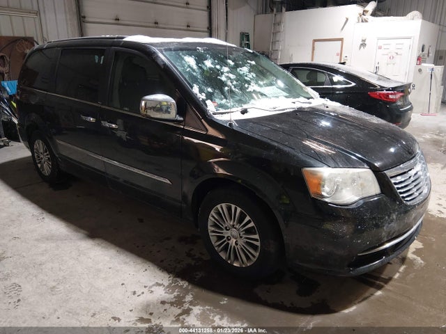 Salvage Chrysler Town & Country Image