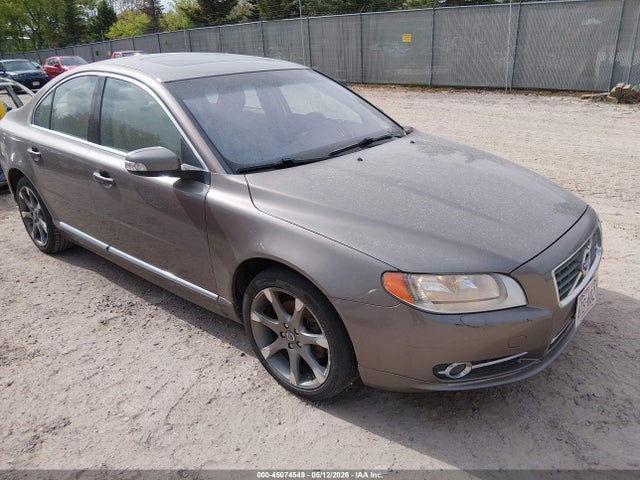Salvage Volvo S80 Image