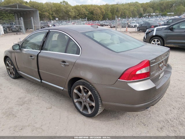 Volvo S80 3.2