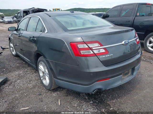 Ford Taurus Sel