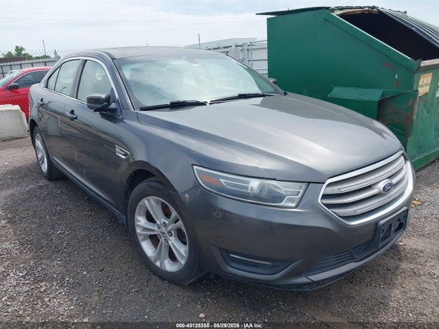 Salvage Ford Taurus Image