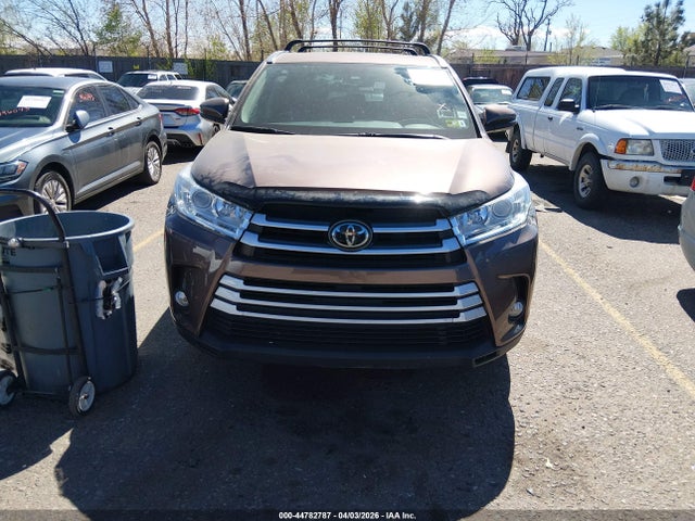 Toyota Highlander Xle