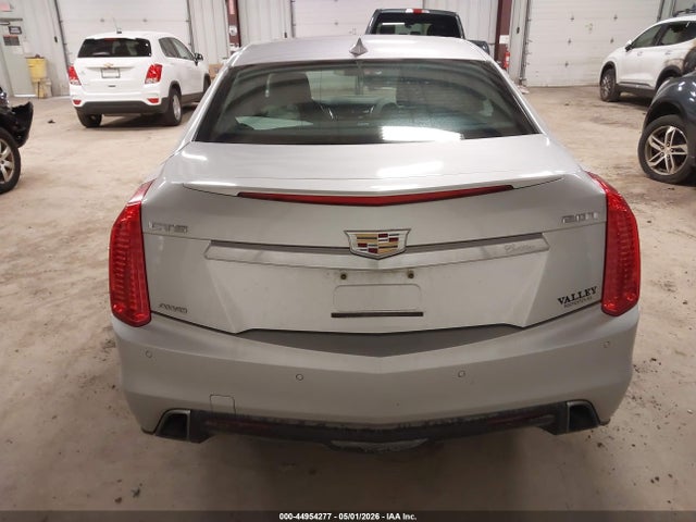 Cadillac CTS Standard