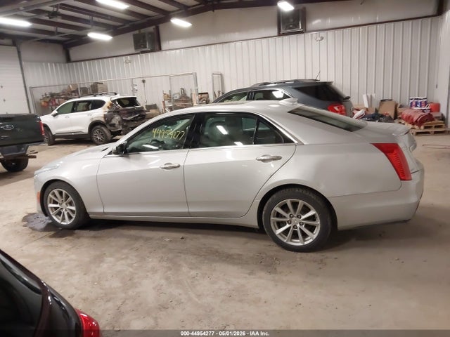 Cadillac CTS Standard