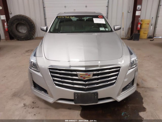 Cadillac CTS Standard