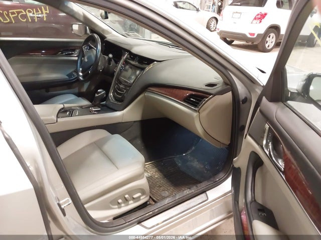 Cadillac CTS Standard