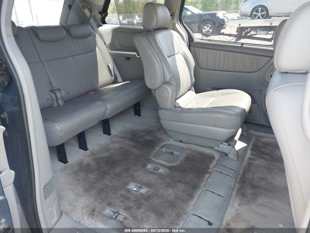 Toyota Sienna Xle