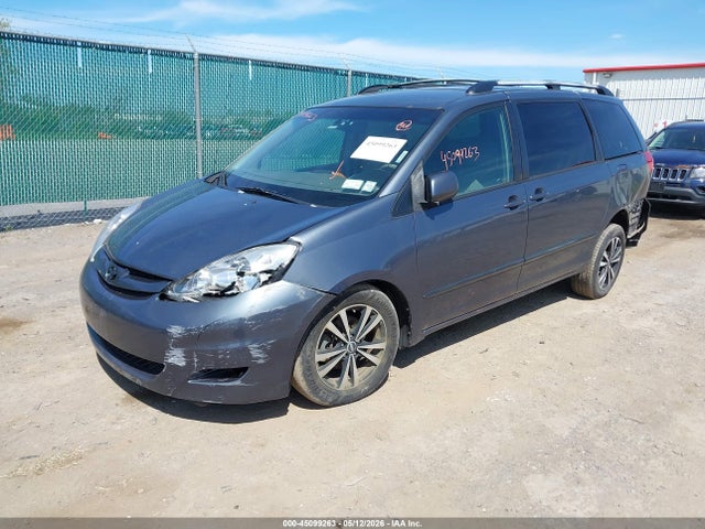 Toyota Sienna Xle