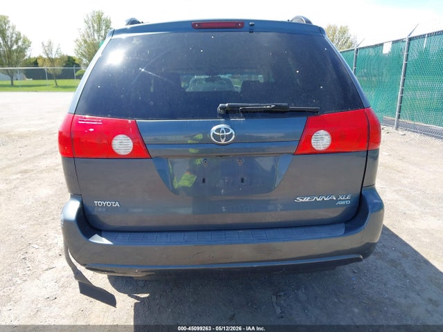 Toyota Sienna Xle