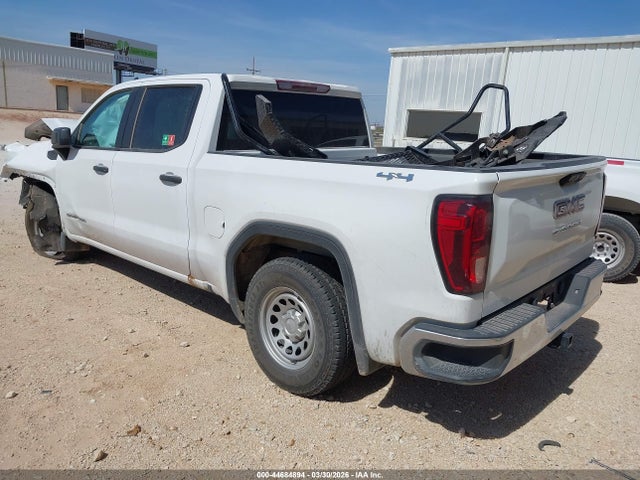 GMC Sierra 1500 4wd  Short Box Pro