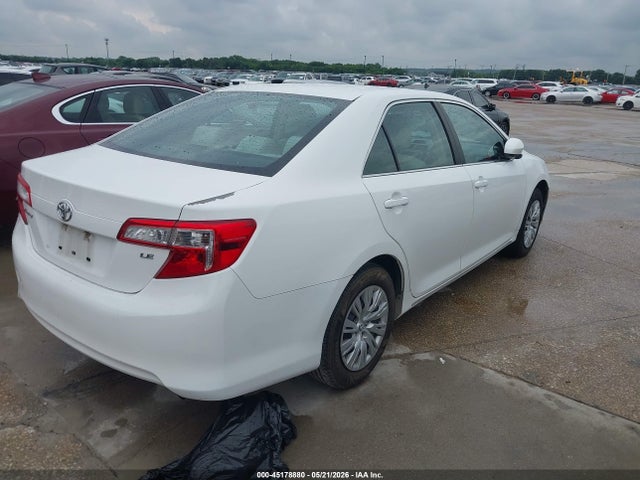 Toyota Camry Le