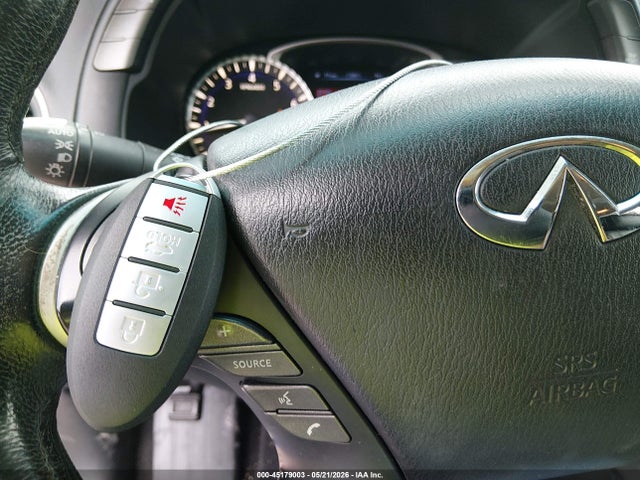 INFINITI Qx