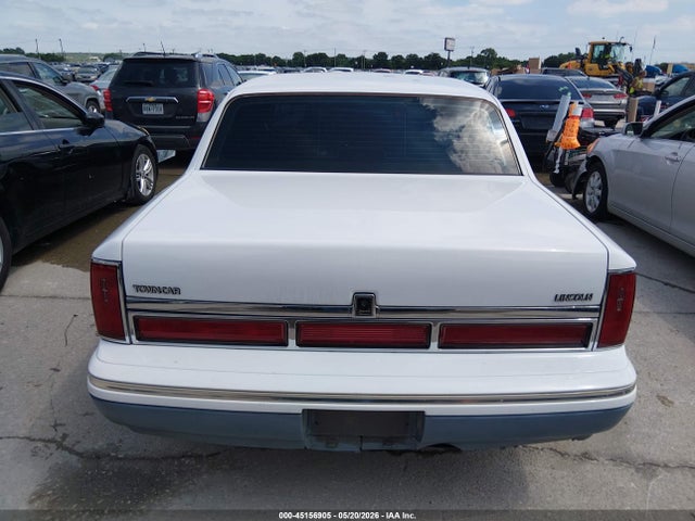 Lincoln Towncar Signature