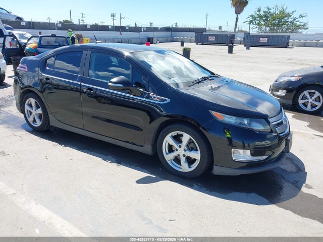 Salvage Chevrolet Volt Image