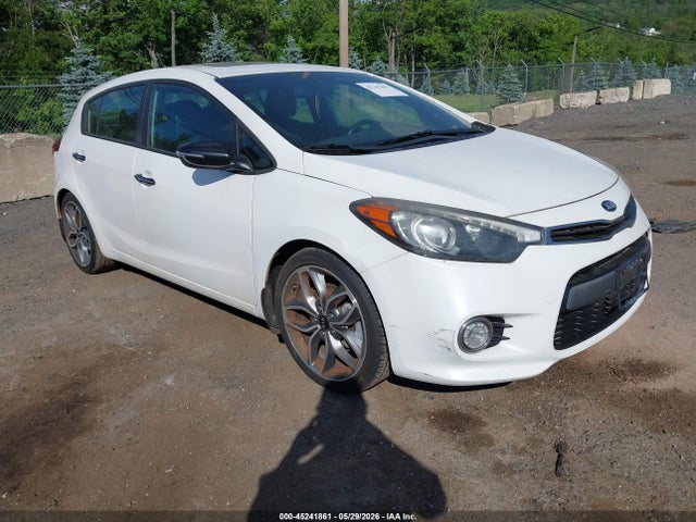 Salvage Kia Forte Image
